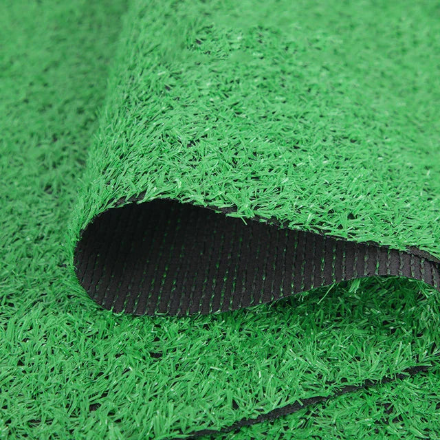 Artificial Grass Rug - Realistic Turf for Indoor/Outdoor Use
